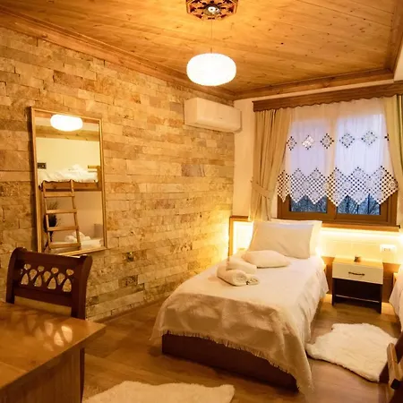 Te Kalaja * Gjirokastra