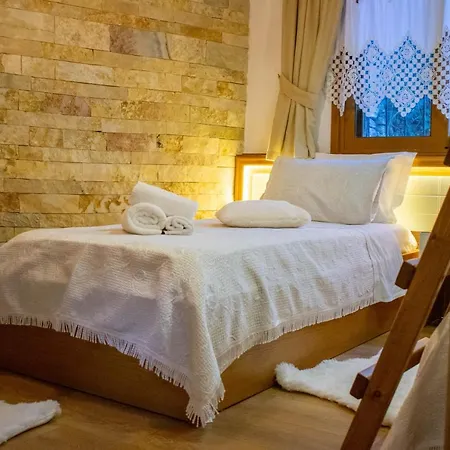 Te Kalaja Vendégház Gjirokastra