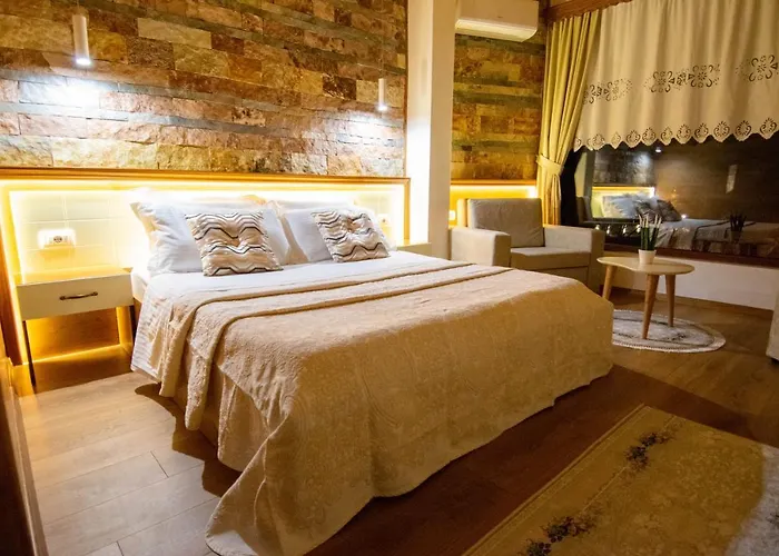 Te Kalaja Гостевой дом Гирокастра